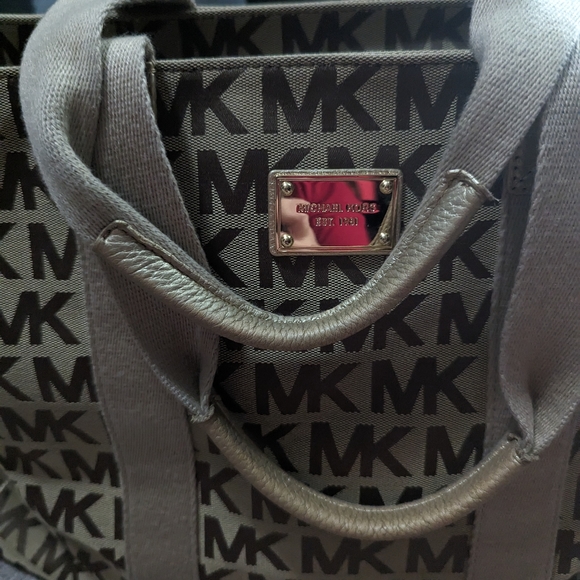 Michael Kors Weekender bag - Picture 2 of 5